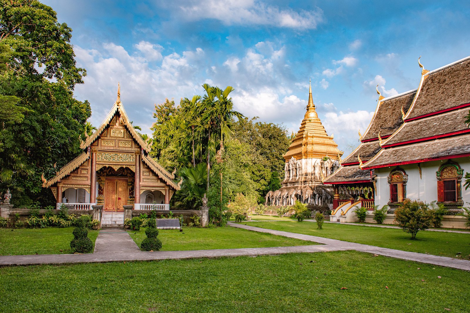 Wat Chedi Luang Chiang Mai Thailand